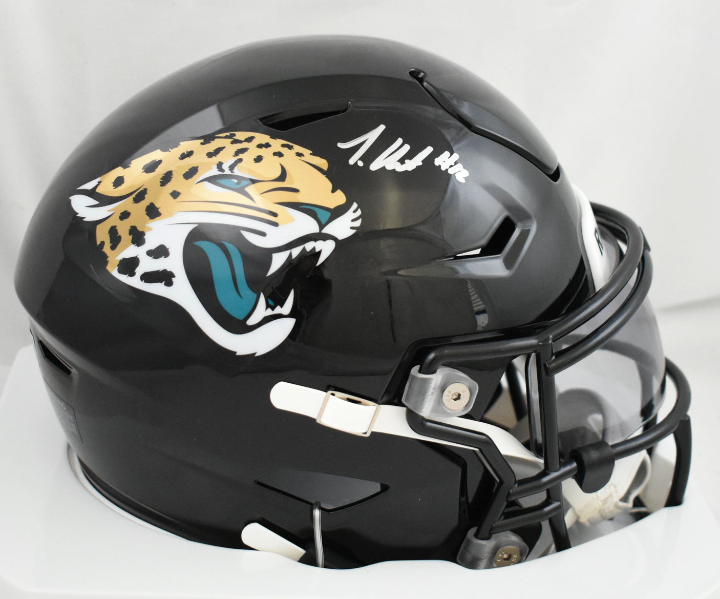 Travis Hunter Autographed Jaguars Mid-Size SpeedFlex Helmet - Beckett W Hologram