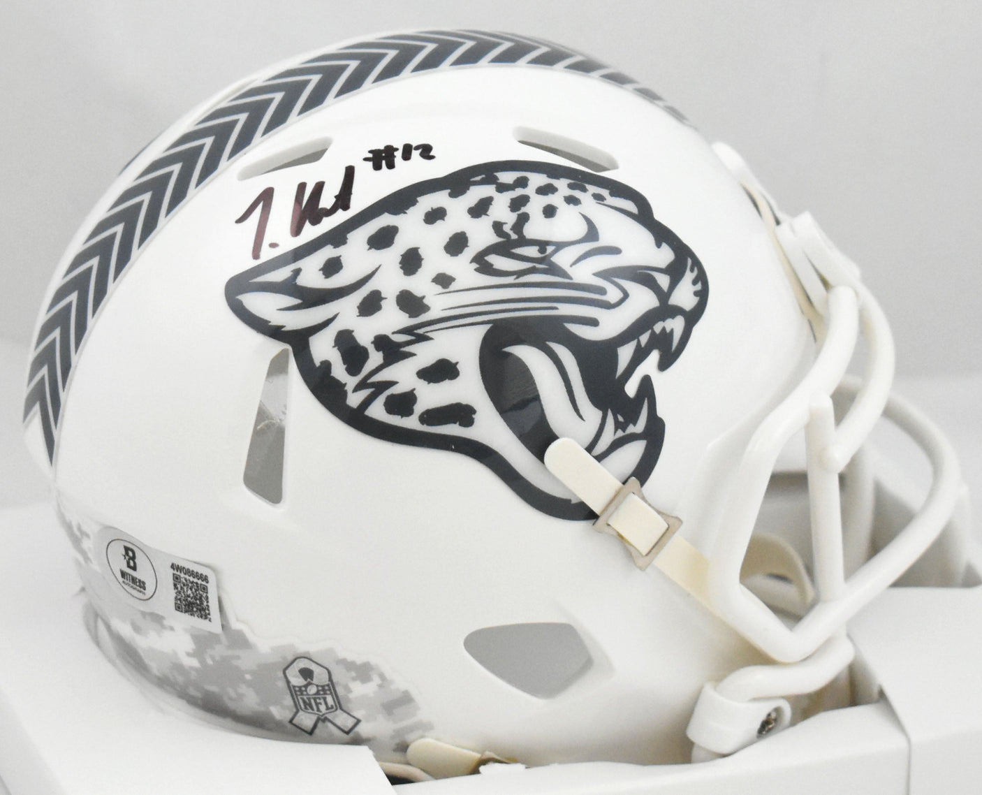 Travis Hunter Autographed Jaguars Salute 2024 Speed Mini Helmet - Beckett W Holo