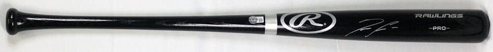 Ronald Acuna Autographed Pro Baseball Black Bat - Beckett W *Silver