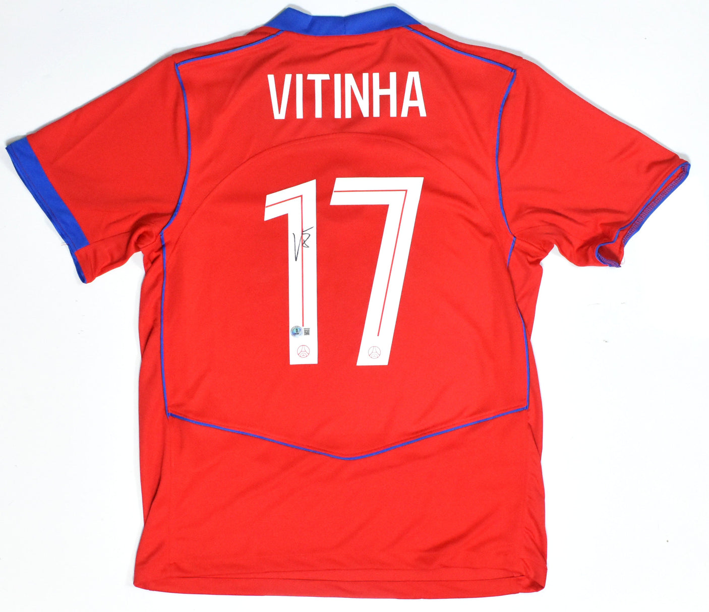 Vitinha Autographed PSG Red Third Soccer Jersey #17 - Beckett W Holo *L