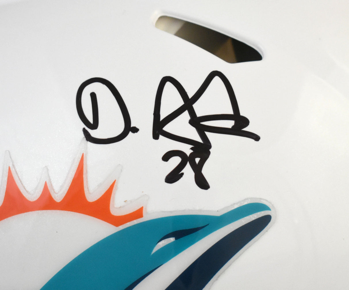 De'Von Achane Signed Miami Dolphins F/S Speed Authentic Helmet - Beckett W Holo