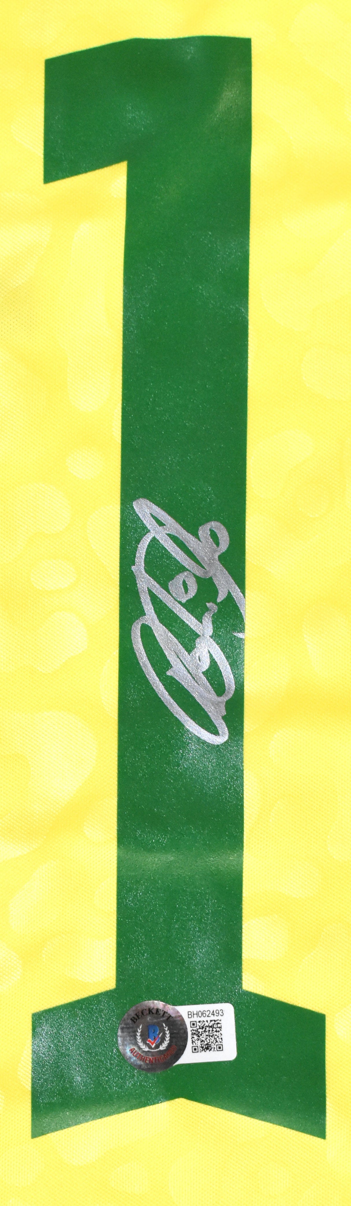 Raphinha Autographed Brazil Home Soccer Jersey #11- Beckett Holo *L
