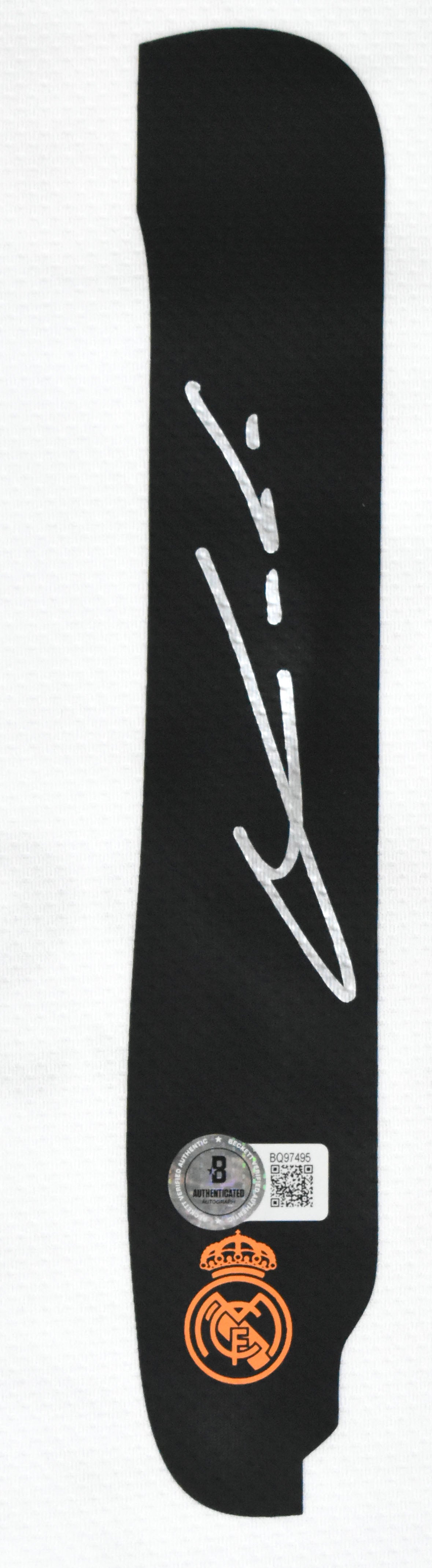 Luka Modric Autographed Real Madrid CF Home Soccer Jersey #19 - Beckett Holo *L