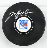 Mark Messier Autographed New York Rangers Hockey Puck - Beckett Holo