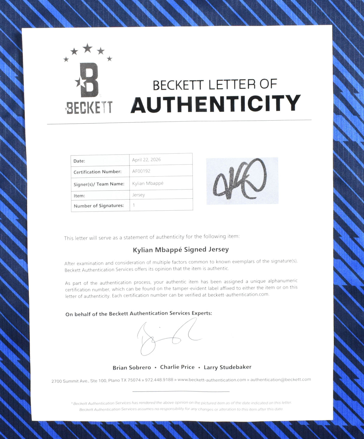 Kylian Mbappe Autographed France Home Soccer Jersey #10 - Beckett Holo *M LOA
