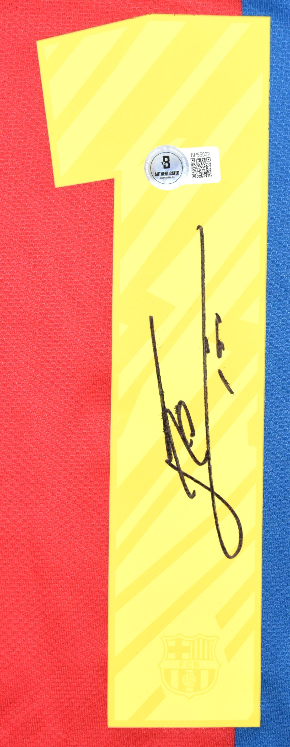 Lionel Messi Autographed FC Barcelona Home Soccer Jersey #10-Beckett Holo *L LOA