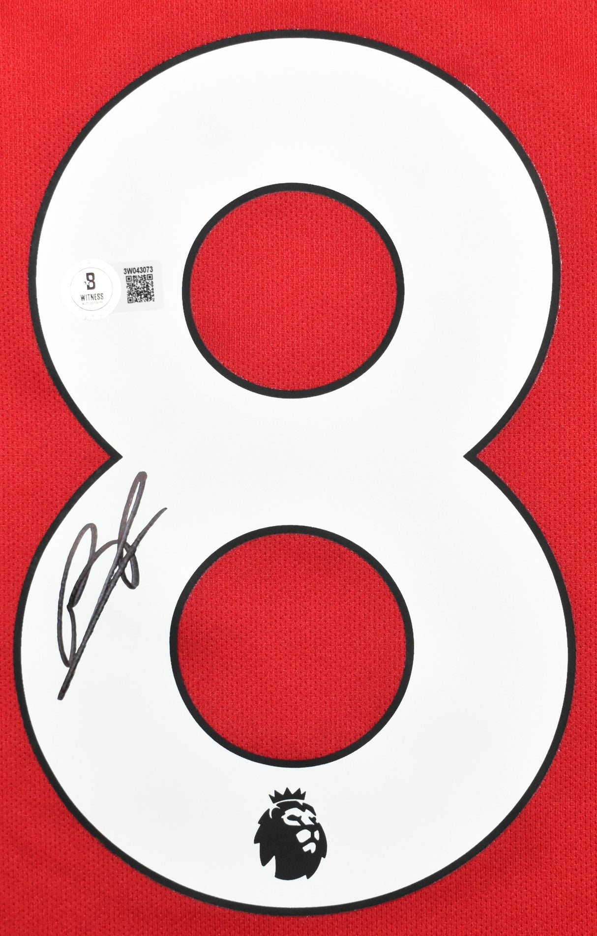 Bruno Fernandes Autographed Manchester United Home Soccer Jersey #8-Beckett W *M