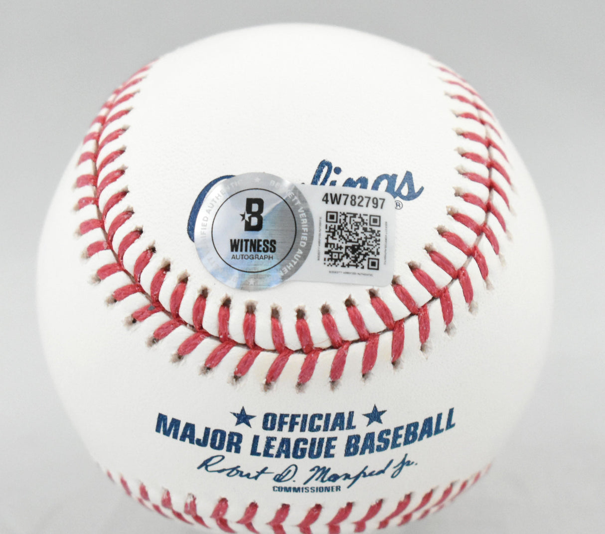 Tom Glavine Autographed Rawlings OML Baseball HOF - Beckett W Hologram *Blue