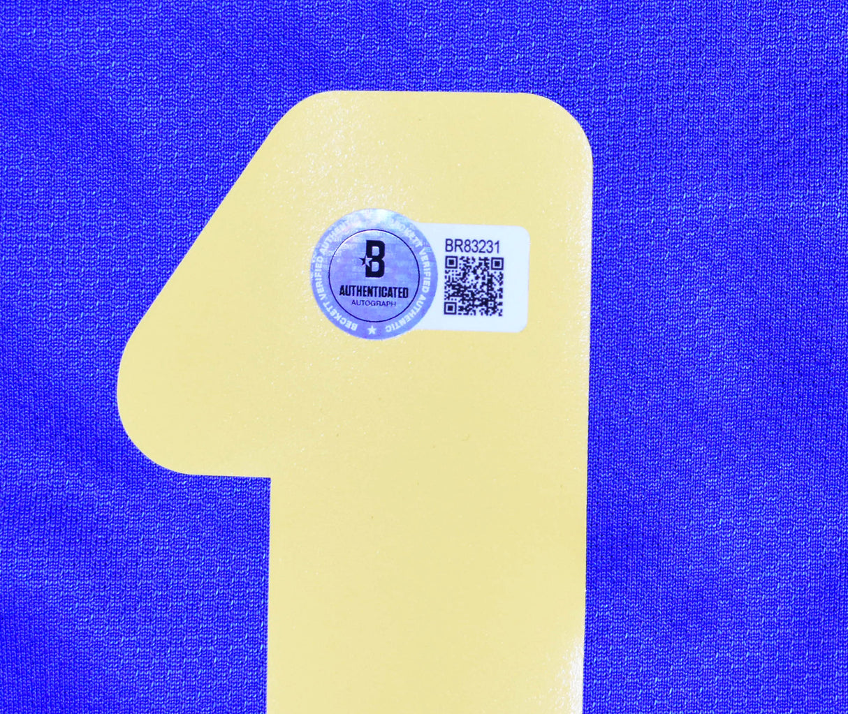 Julio Cesar Autographed Brazil Soccer Jersey #1 - Beckett Hologram *L