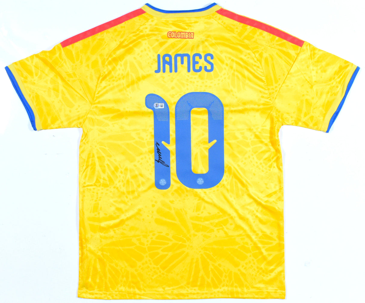 James Rodriguez Autographed Colombia Home Soccer Jersey #10 - Beckett W Holo *L