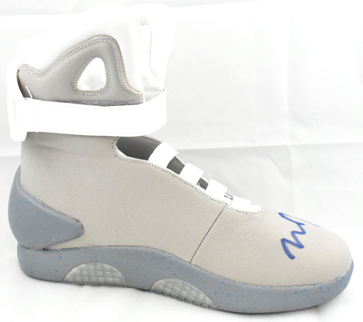 Michael J. Fox Signed Fun.com Costume Back to the Future Shoe- Beckett W*Left