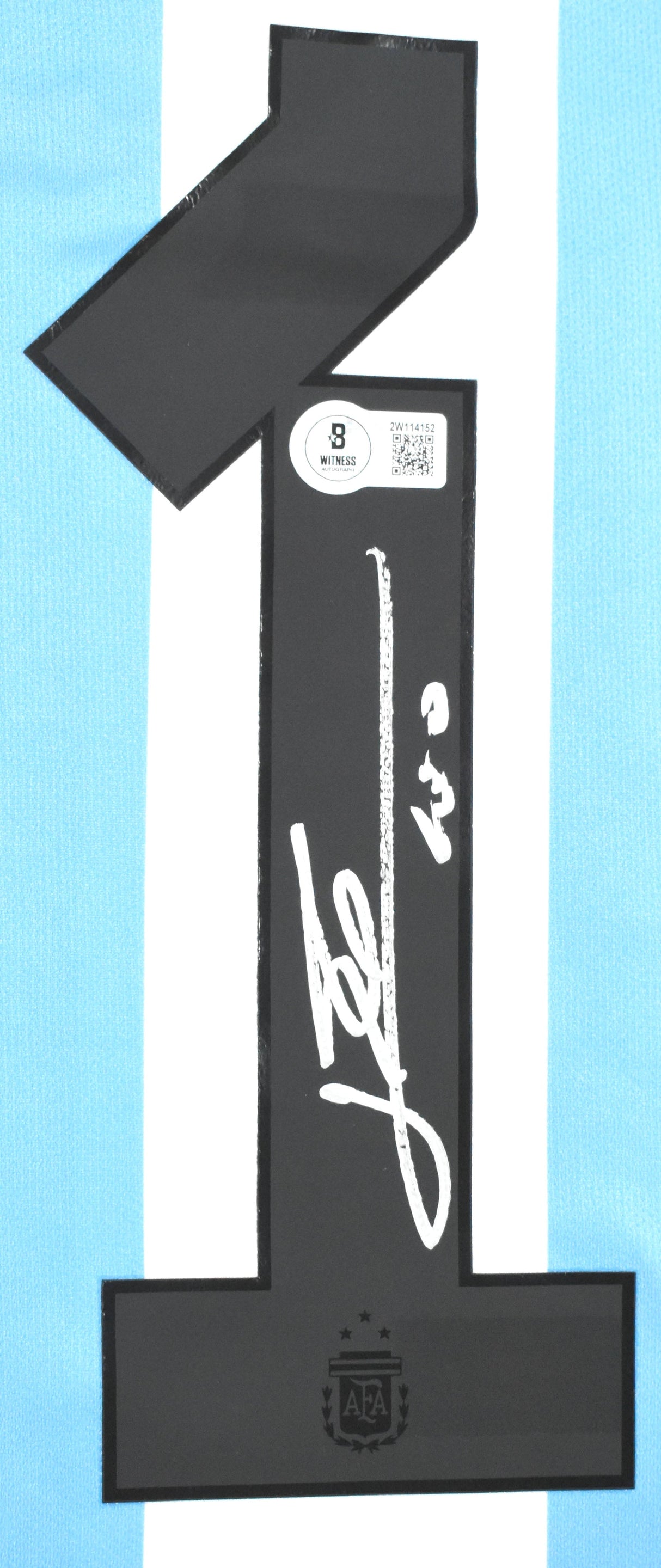 Lionel Messi Autographed Argentina Home Soccer Jersey #10 - Beckett W Holo *M