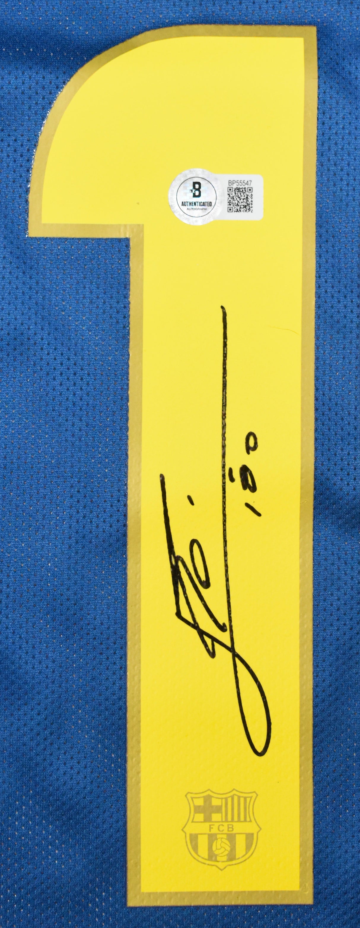 Lionel Messi Autographed FC Barcelona Home Soccer Jersey #10-Beckett Holo*XL LOA
