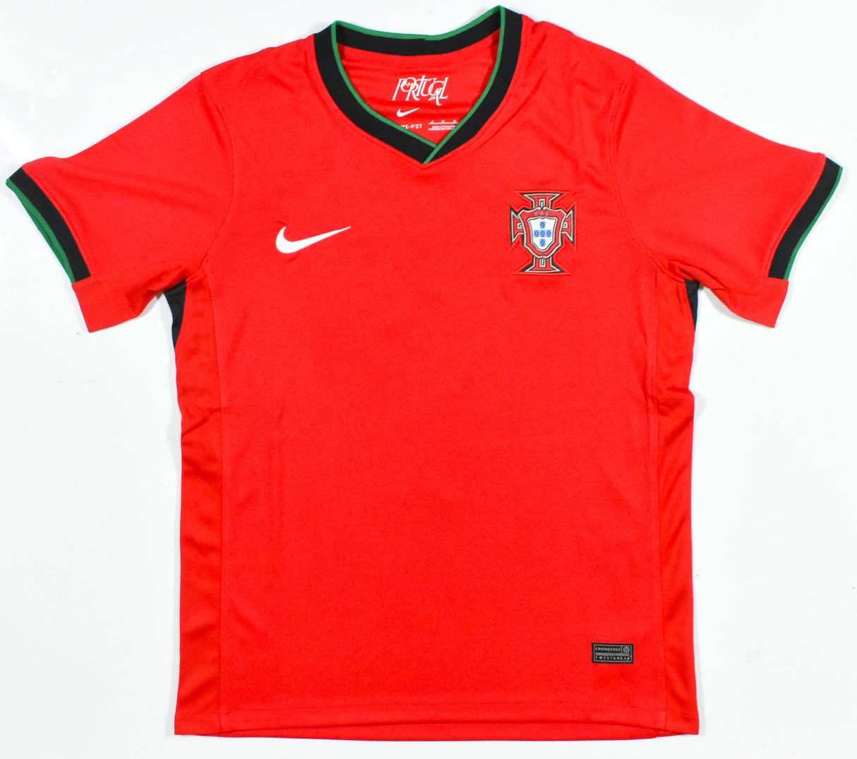 Cristiano Ronaldo Autographed Portugal Home Soccer Jersey #7-Beckett Holo *M LOA
