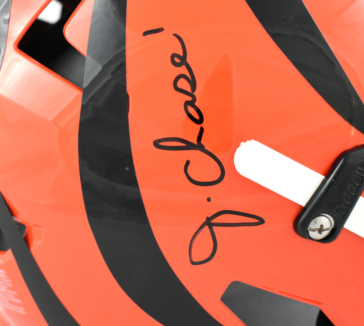 Ja'Marr Chase Autographed Cincinnati Bengals F/S Axiom Helmet - Beckett Holo