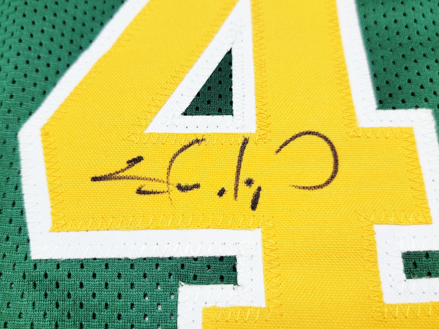 Seattle Supersonics Shawn Kemp Autographed Green Jersey MCS Holo Stock #202427