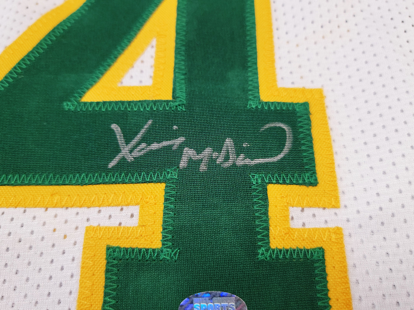 Seattle Supersonics Xavier McDaniel Autographed White Jersey MCS Holo Stock #202420