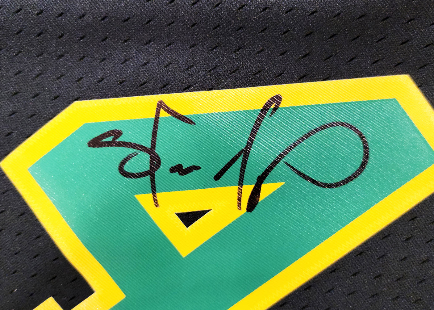 Seattle Supersonics Shawn Kemp Autographed Black Authentic Mitchell & Ness Hardwood Classics Swingman Jersey Size XL Signed On Front MCS Holo Stock #203435