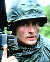 Charlie Sheen Autographed Platoon 16x20 Close UP Photo- JSA W *White