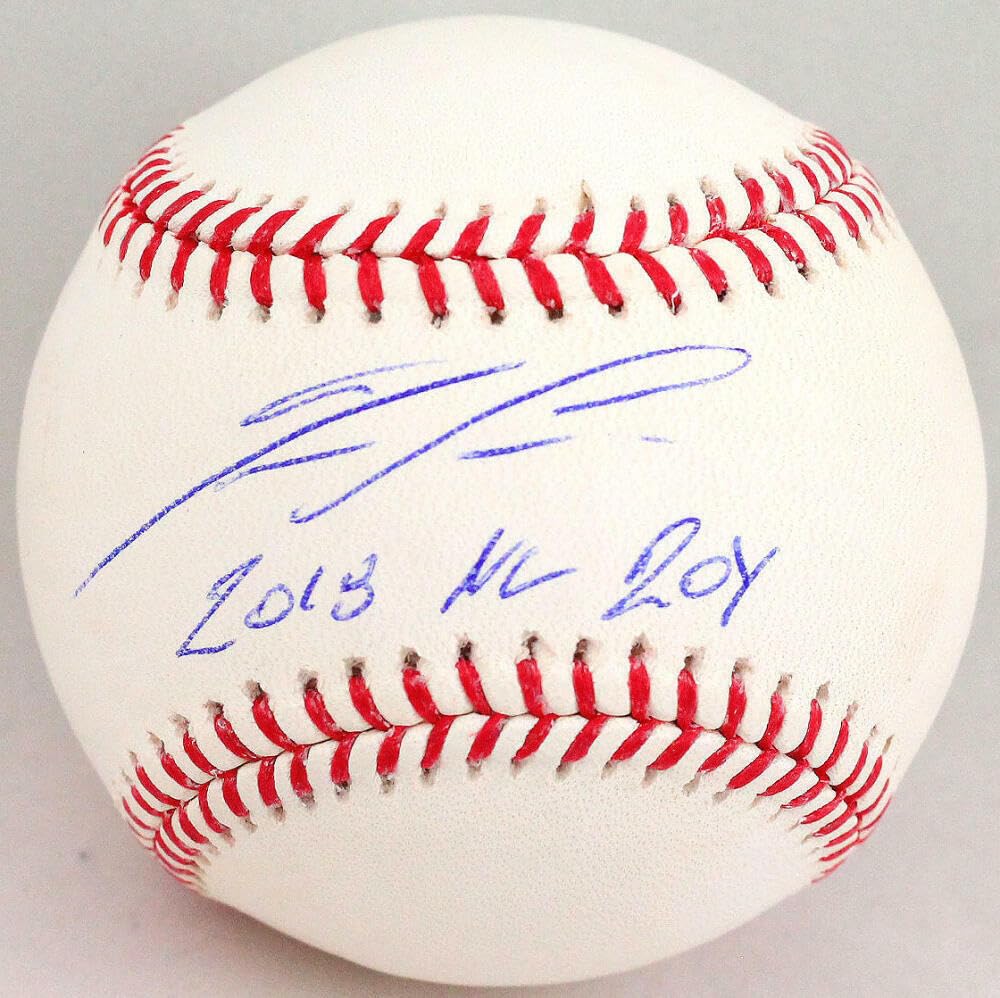 Ronald Acuna Autographed Rawlings OML Baseball w/ 2018 NL ROY - Beckett W *Blue