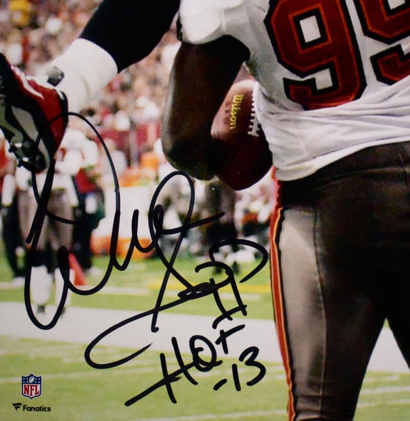 Warren Sapp Autographed Buccaneers 16x20 Celebration Photo W/ HOF-Beckett W Holo