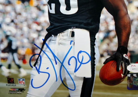 Brian Dawkins Autographed Philadelphia Eagles 8x10 Flex PF Photo- JSA Witness Auth