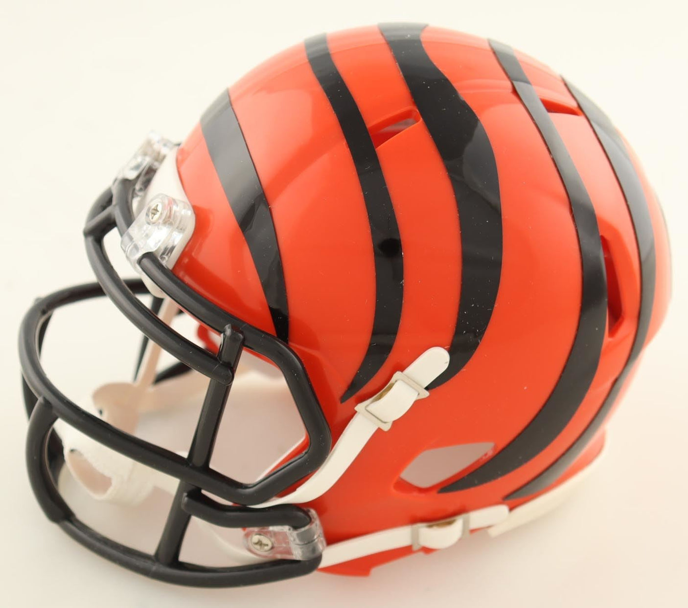 Tee Higgins Autographed Cincinnati Bengals SPeed Mini Helmet - Beckett