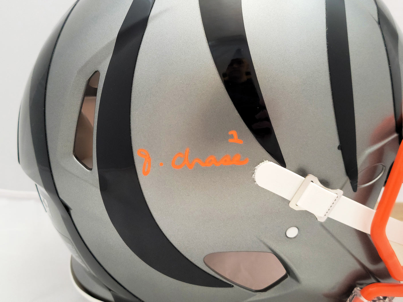 Ja'Marr Chase Autographed Cincinnati Bengals Flash Gray Full Size Authentic Speed Helmet Beckett BAS QR Stock #205624