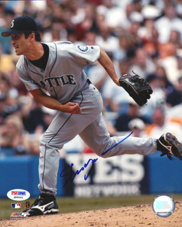 Shigetoshi Hasegawa Autographed 8x10 Photo Seattle Mariners PSA/DNA #Q88664