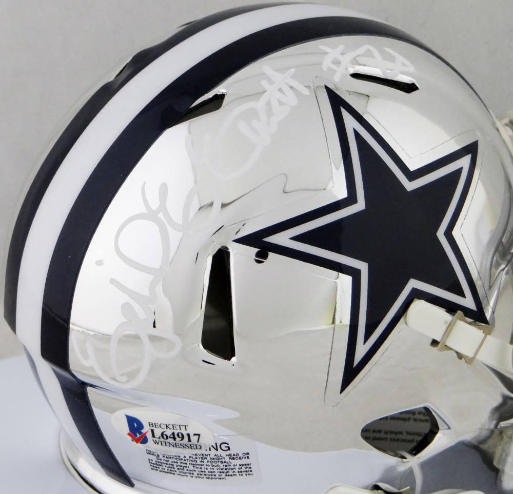 Ezekiel Elliott Autographed Dallas Cowboys Chrome Mini Helmet- Beckett W Auth