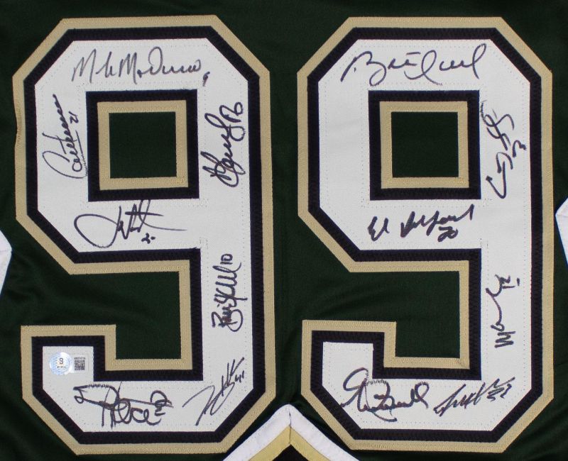 1999 Dallas Stars Team (13) Signed Green Champions Hockey Jersey BAS
