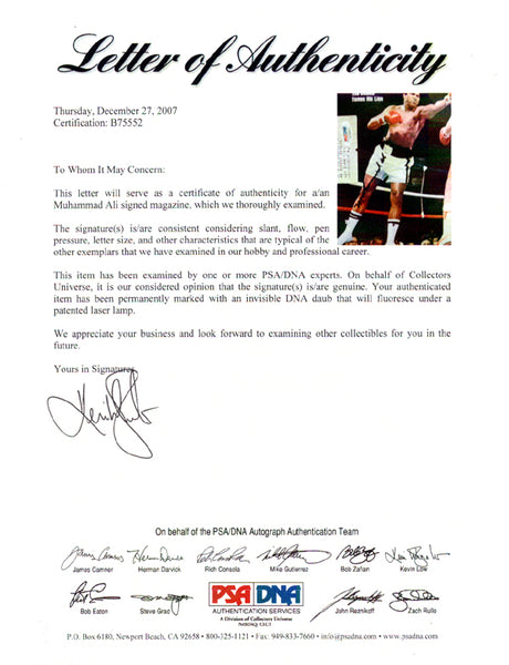 Muhammad Ali Autographed Sports Illustrated Magazine Vintage PSA/DNA #B75552