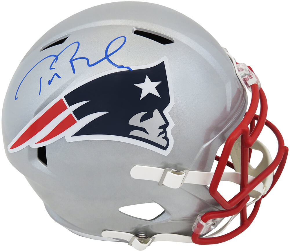 Tom Brady Signed New England Patriots Riddell Full Size Speed Replica Helmet (Fanatics)