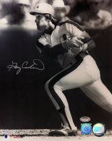 Gary Carter Signed Montreal Expos Swinging Action B&W 8x10 Photo