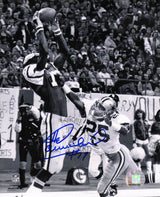 Harold Carmichael Signed Philadelphia Eagles Catching Football B&W 8x10 Photo