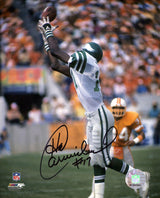 Harold Carmichael Signed Philadelphia Eagles White Jersey Catching Football 8x10 Photo