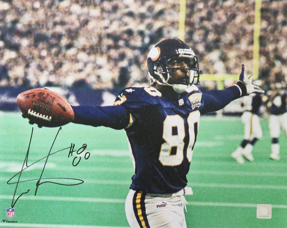 Cris Carter Signed Vikings Arms Out Celebration Holding Football 16x20 Photo