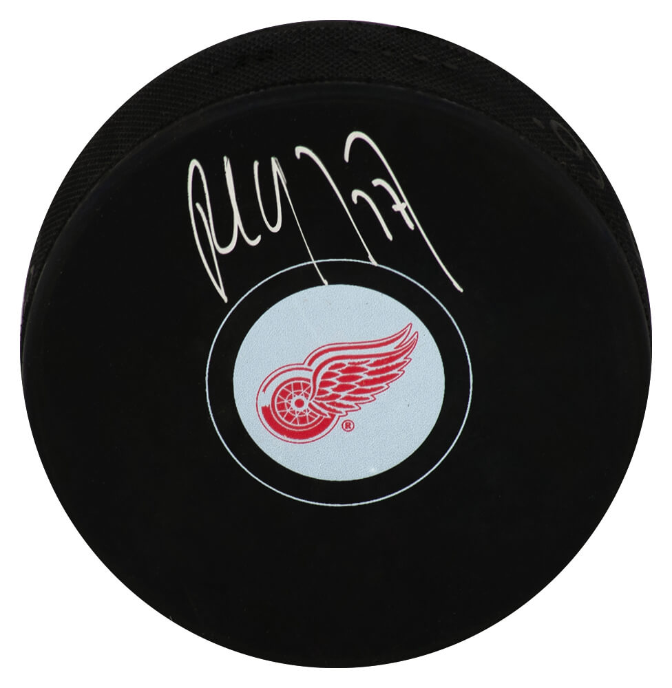 Paul Coffey Signed Detroit Red Wings Logo Hockey Puck