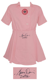 Geena Davis Signed Rockford Peaches Pink Costume Women's Baseball Jersey w/Dottie