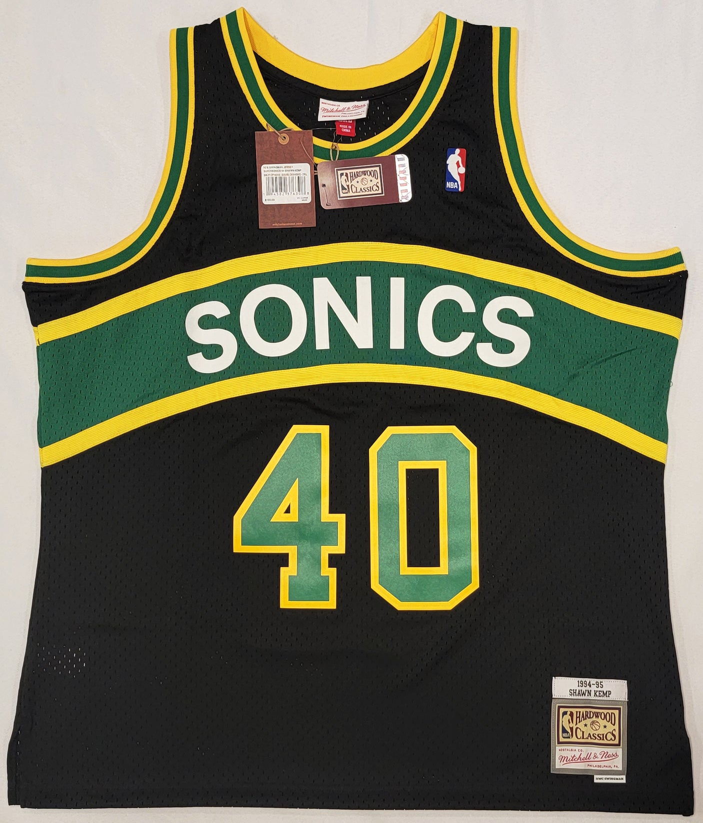 Seattle Supersonics Shawn Kemp Autographed 1994-95 Mitchell & Ness Hardwood Classics Black Jersey Size XXL MCS Holo #93469