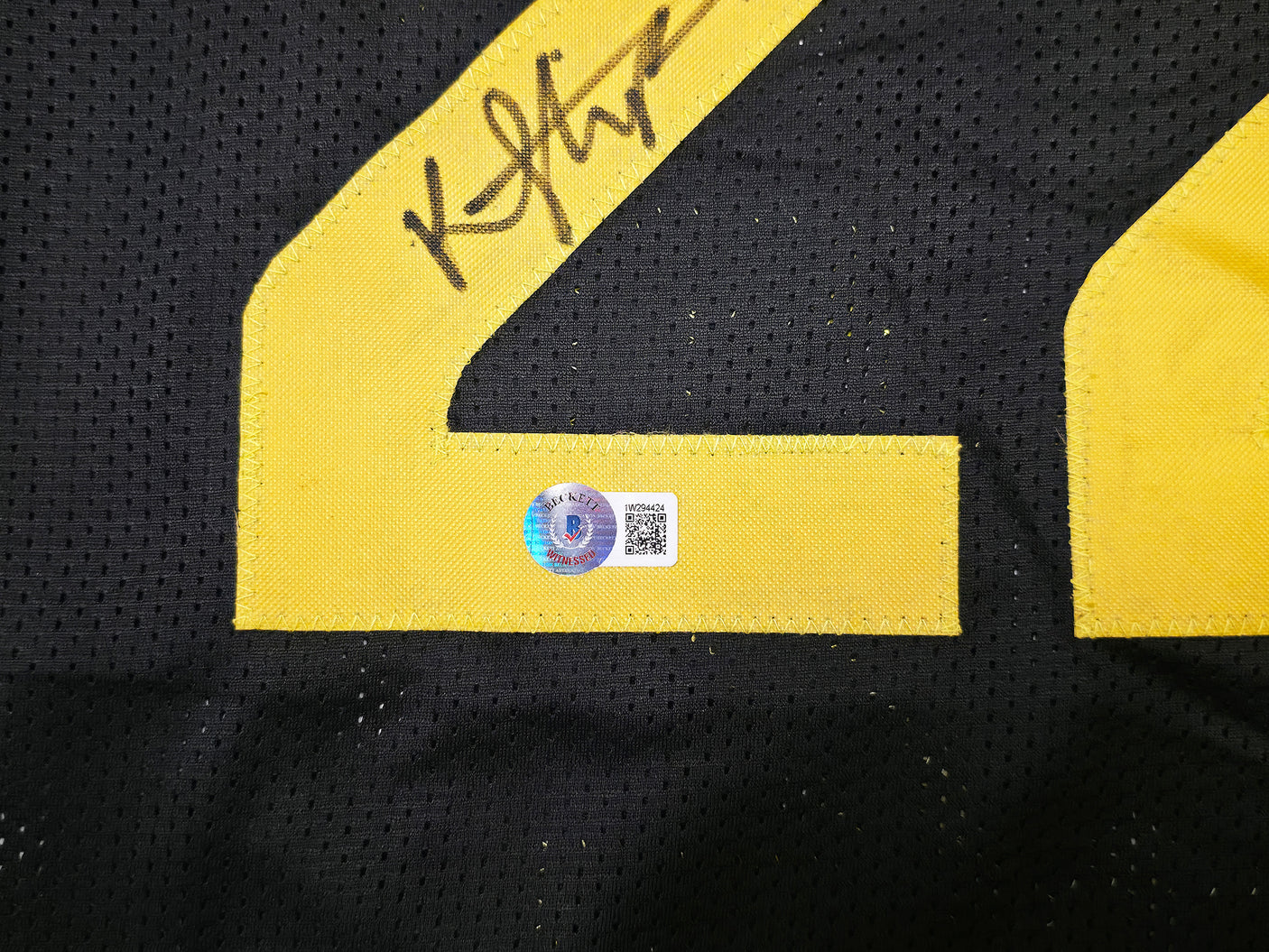 Utah Jazz Kyle Filipowski Autographed Black Jersey Beckett BAS Witness Stock #253282