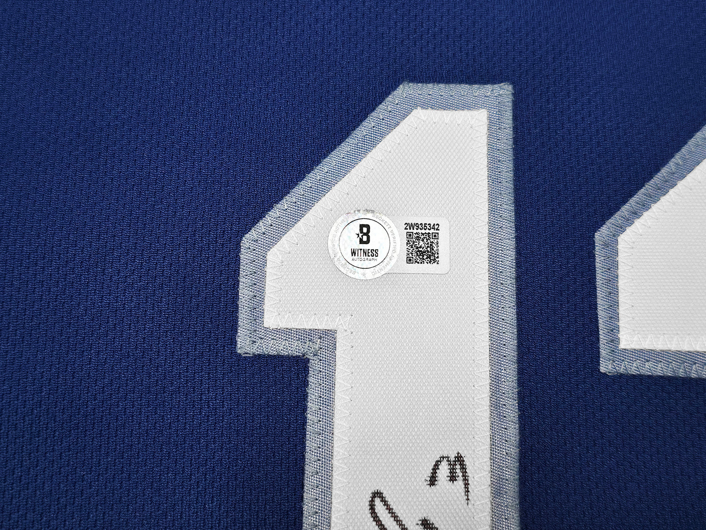 Kansas City Royals Salvador Perez Autographed Blue Nike Authentic Collection Jersey Size 44 Beckett BAS Witness Stock #253491