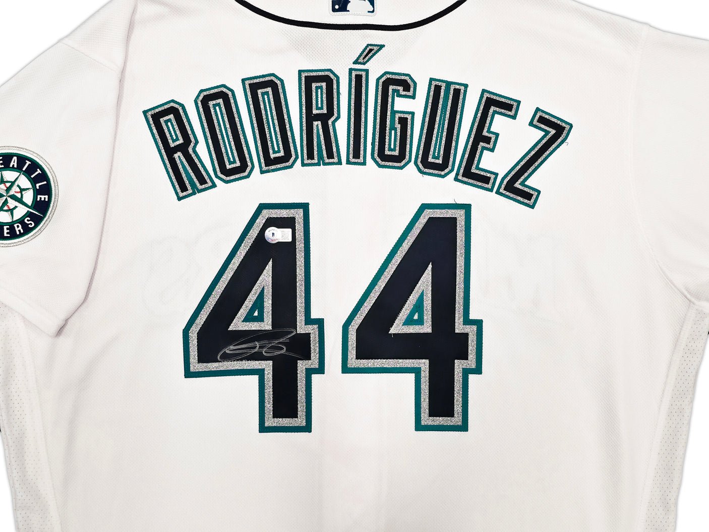 Seattle Mariners Julio Rodriguez Autographed White Nike Authentic Collection Jersey Size 52 Beckett BAS Witness Stock #252429