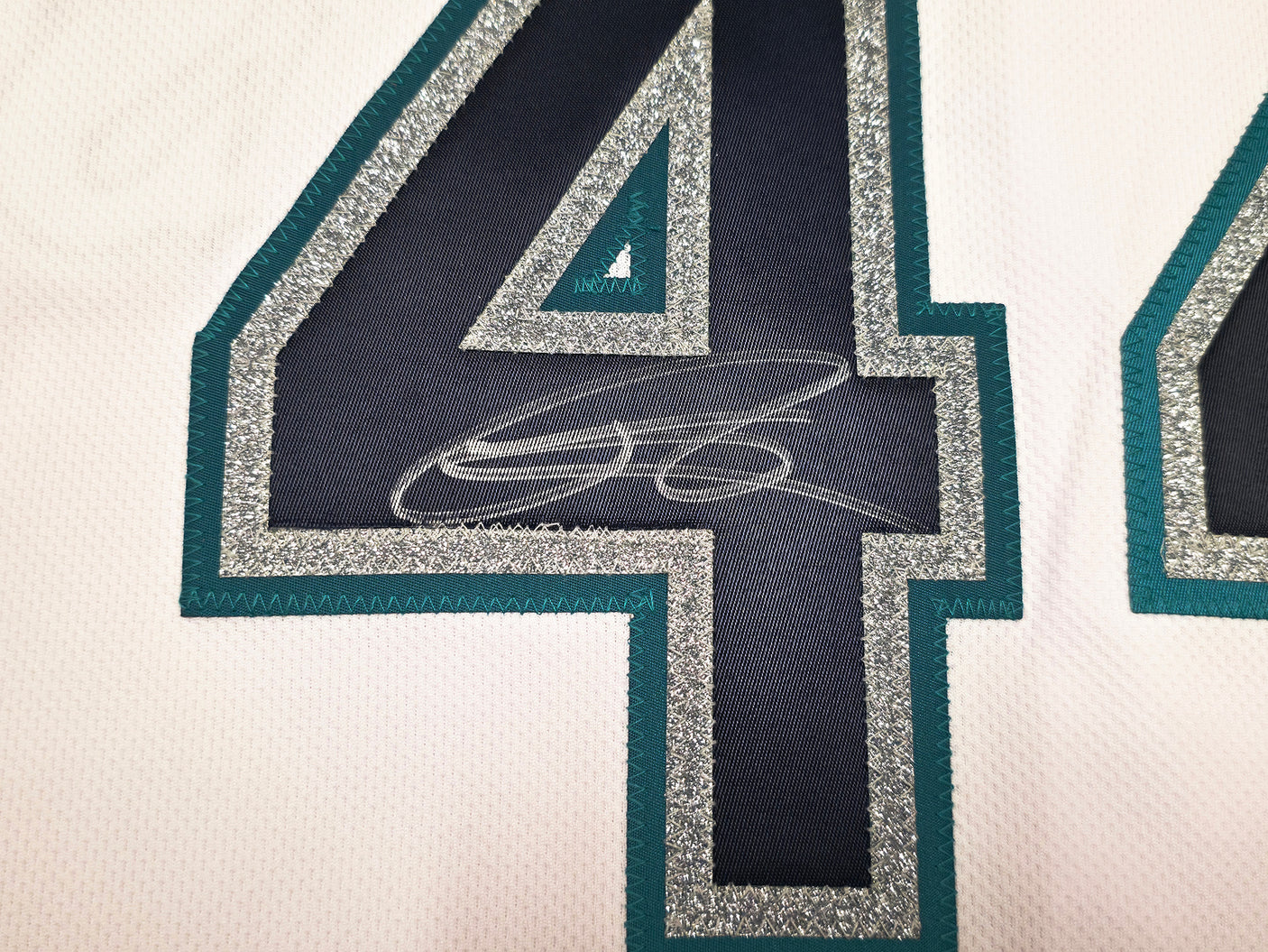 Seattle Mariners Julio Rodriguez Autographed White Nike Authentic Collection Jersey Size 52 Beckett BAS Witness Stock #252429