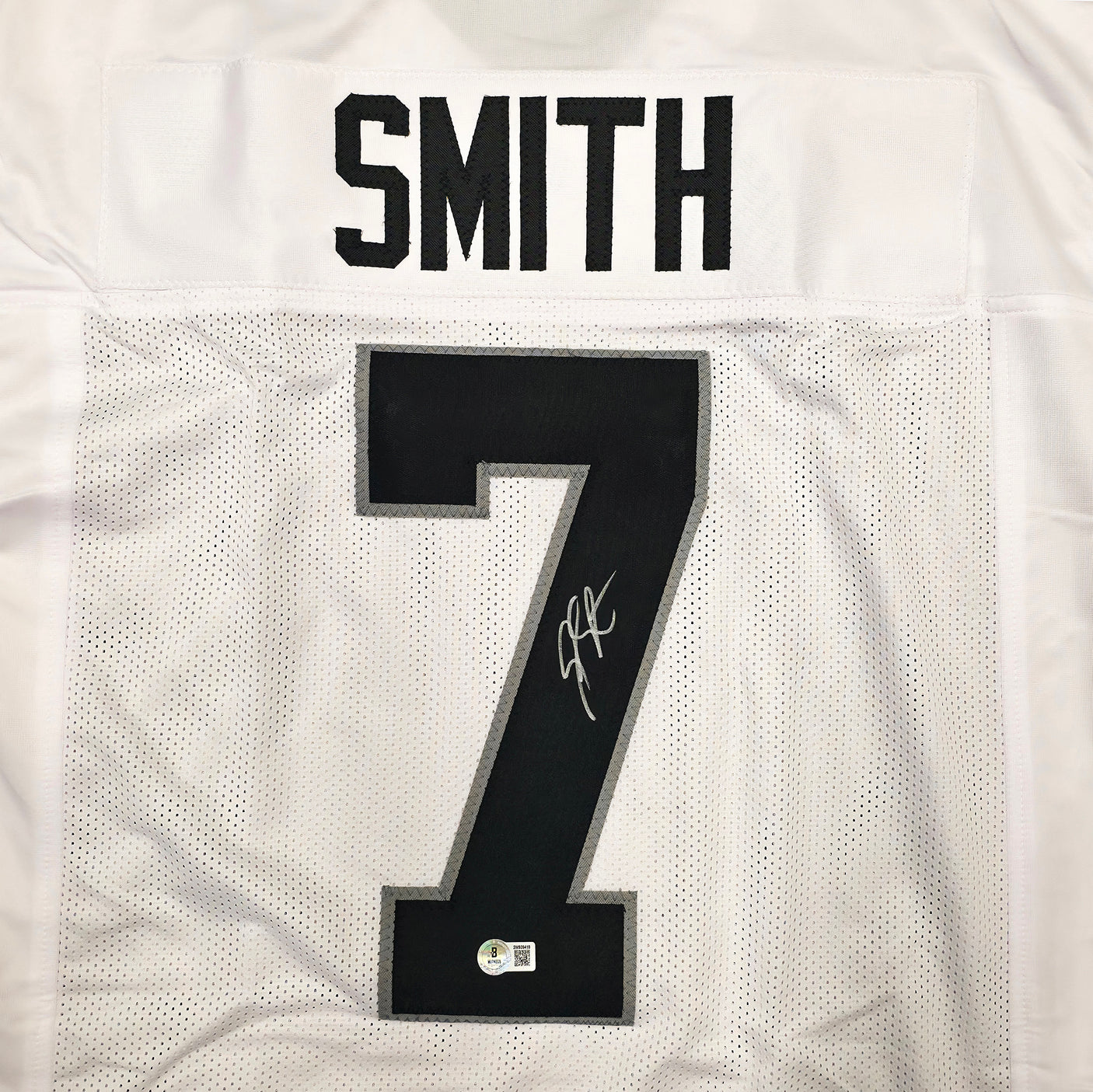Las Vegas Raiders Geno Smith Autographed White Jersey Beckett BAS Witness Stock #253487