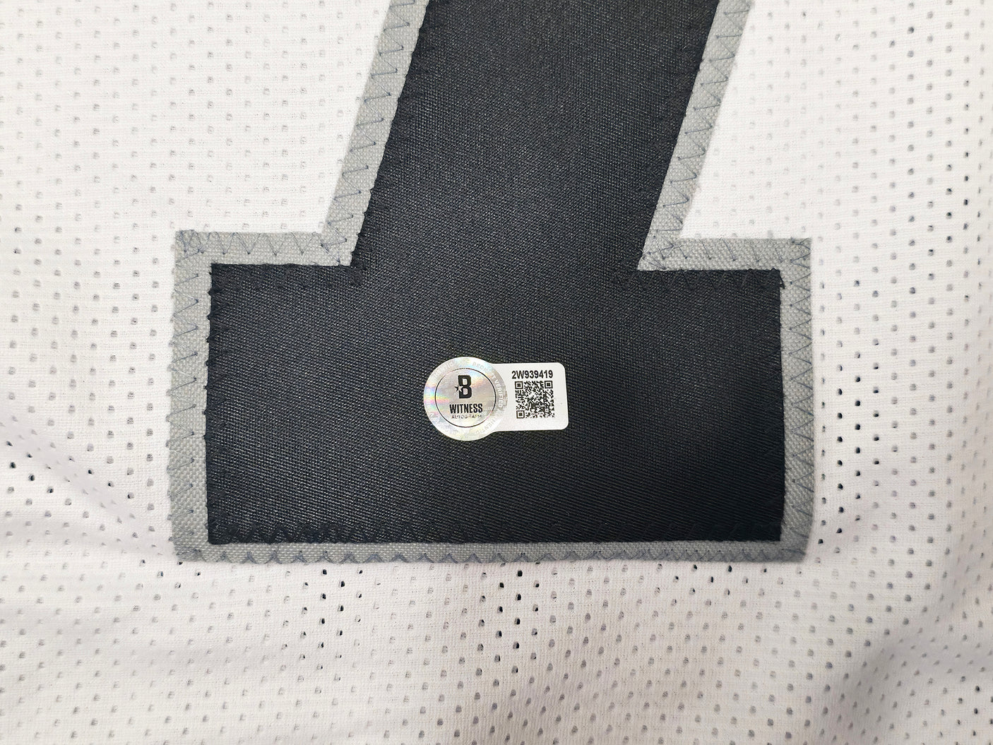 Las Vegas Raiders Geno Smith Autographed White Jersey Beckett BAS Witness Stock #253487