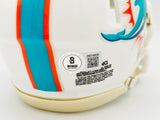 De'Von Achane Autographed Miami Dolphins White Speed Mini Helmet Beckett BAS Witness Stock #235091