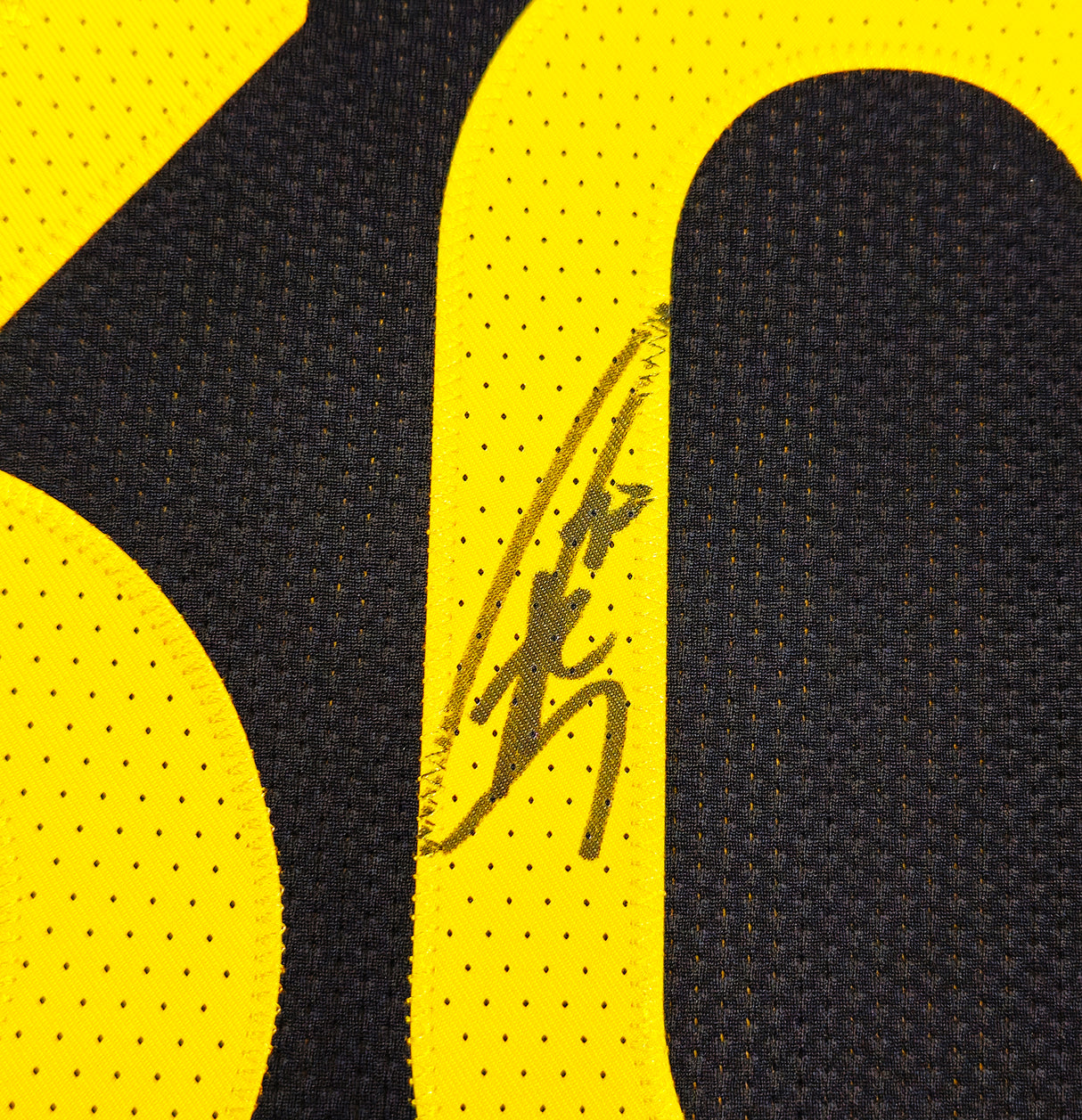 Golden State Warriors Stephen Curry Autographed Black Nike Authentic City Edition Jersey Size 48 Length +2 Beckett BAS QR Stock #234964