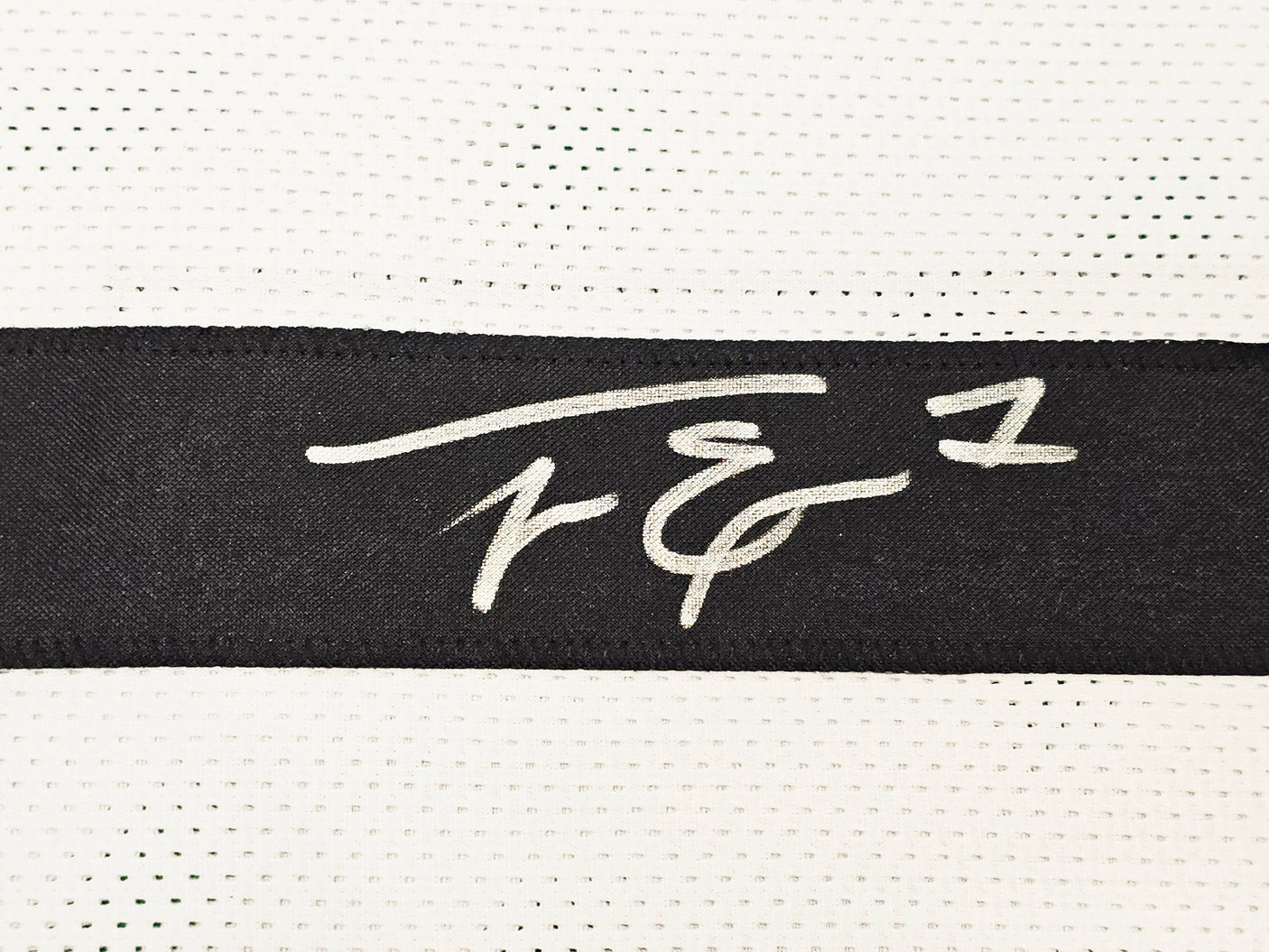 Jacksonville Jaguars Travis Etienne Autographed White Jersey Beckett BAS Witness Stock #220897