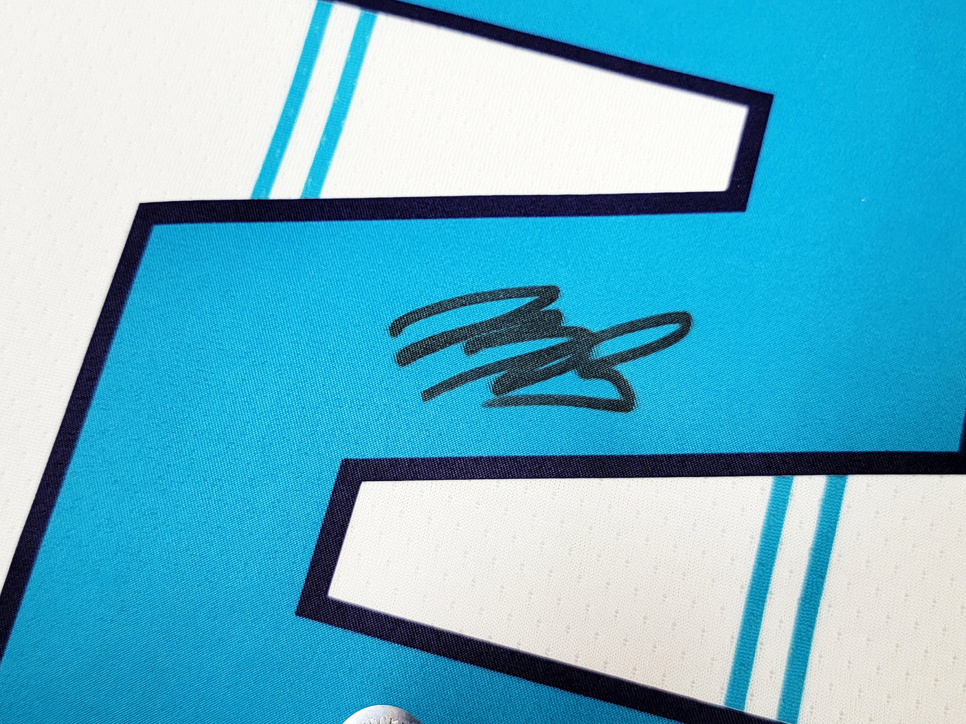 Charlotte Hornets LaMelo Ball Autographed White Nike Swingman Jersey Size M Beckett BAS QR Stock #209485